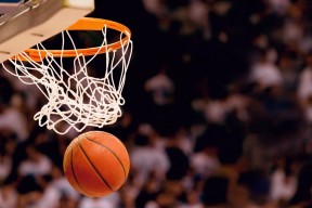 亚博体育官方-NBA乱了套？森林狼全明星前哑火，步行者赛前竟偷师热刺战术板